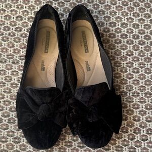 Clarks Collection Gracelin Jonas Black Velvet FlatsWith Bow Size 6